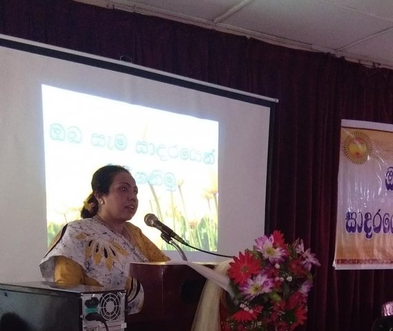 මධ්‍යම පළාත් වනිතා කටයුතු අමාත්‍යාංශය මගින් මෙහෙයවනු ලැබූ නාඋල ප්‍රාදේශීය ලේකම් කොට්ඨාසයේ අත්තිර මුද්‍රණ හා පරිසර හිතකාමී බෑග් නිෂ්පාදන පුහුණු පාඨමාලාවේ අවසන් ප්‍රදර්ශනය හා අළෙවි පොළ